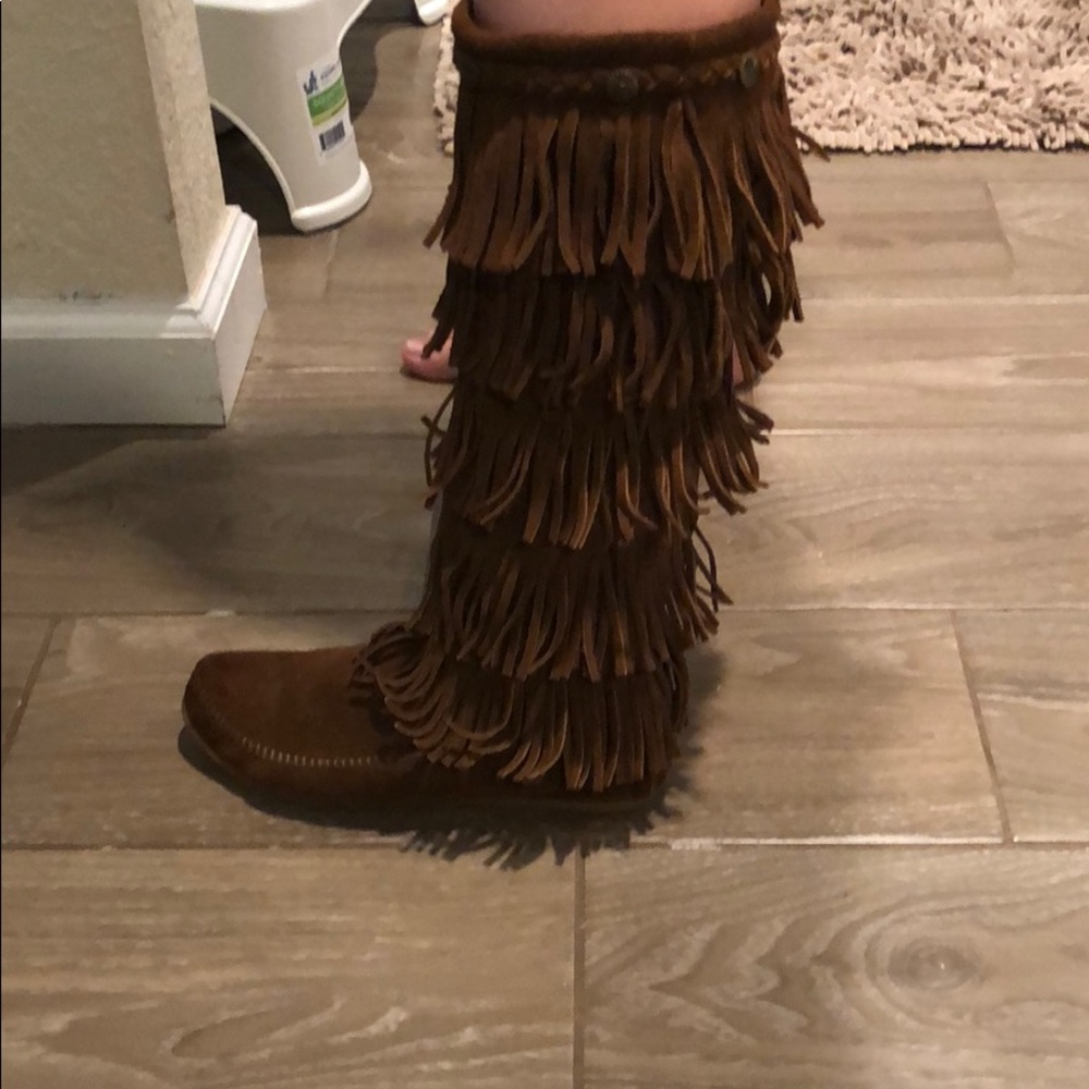 Minnetonka Authentic soft leather boots.